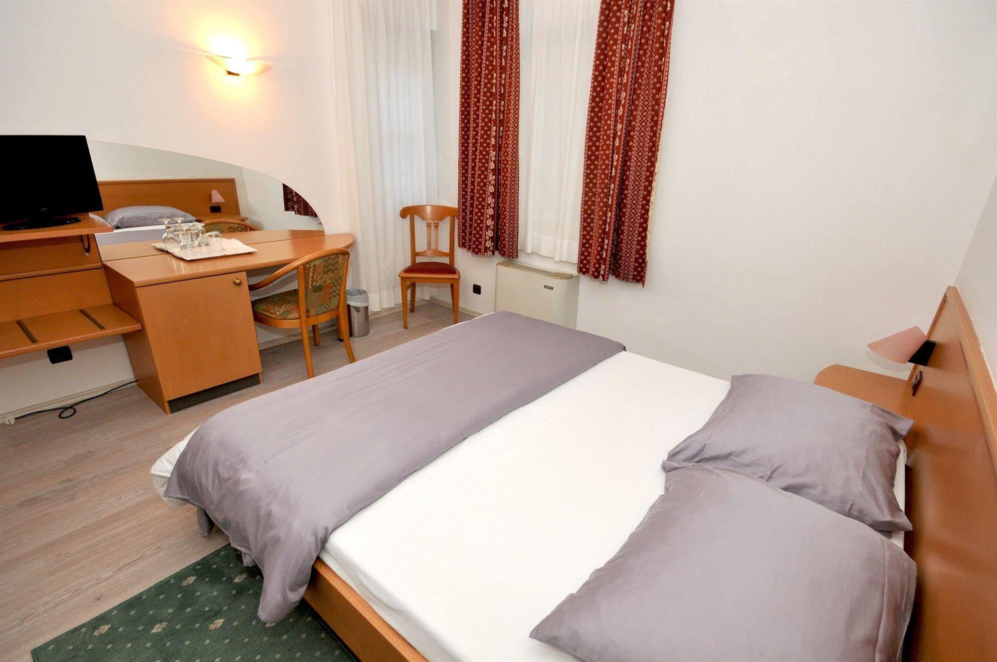 Hotel Fontana